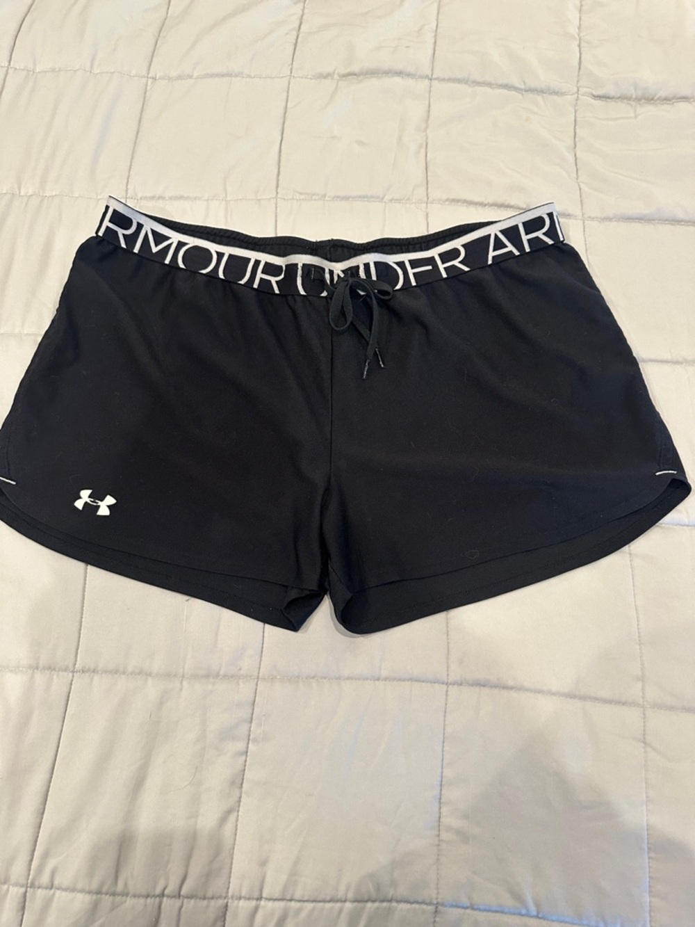 Under Armour Black Women's Logo Waistband Athletic Shorts
